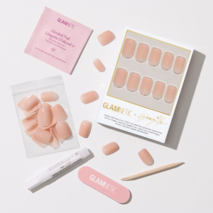 FOR THE “IT” GIRLS