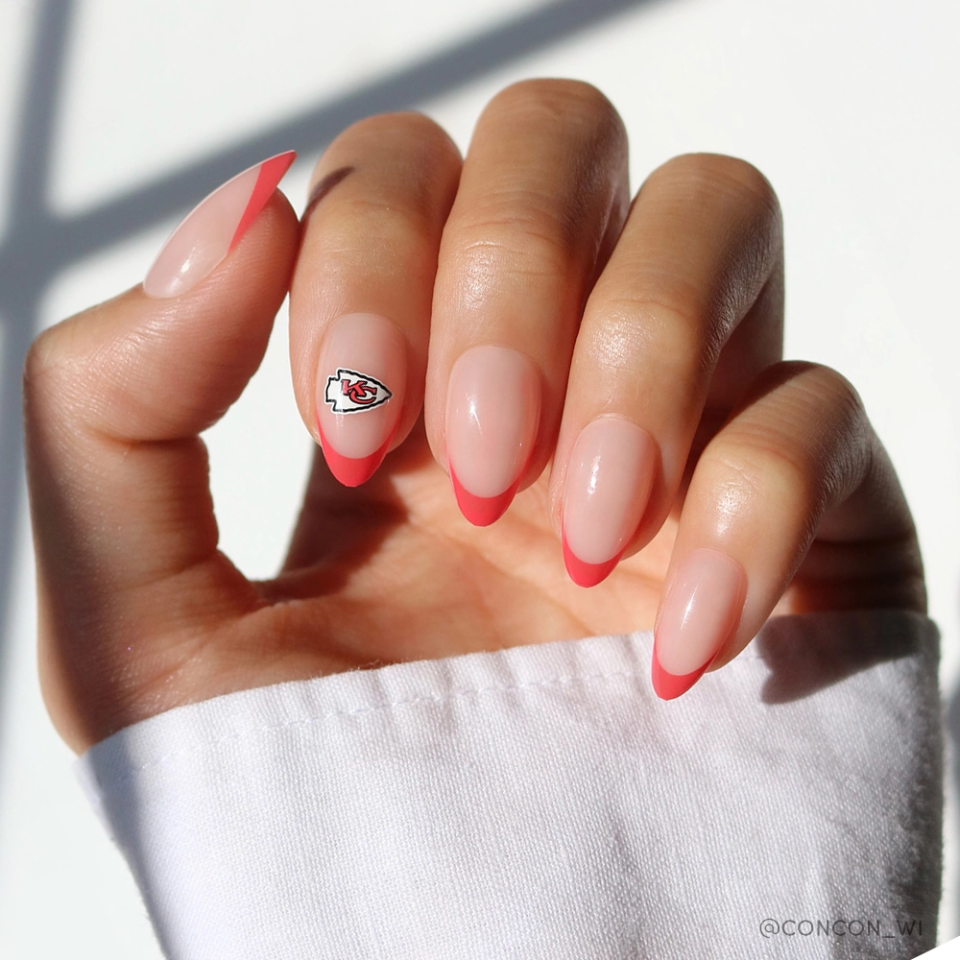 Kansas City Chiefs Press-On Nail Set