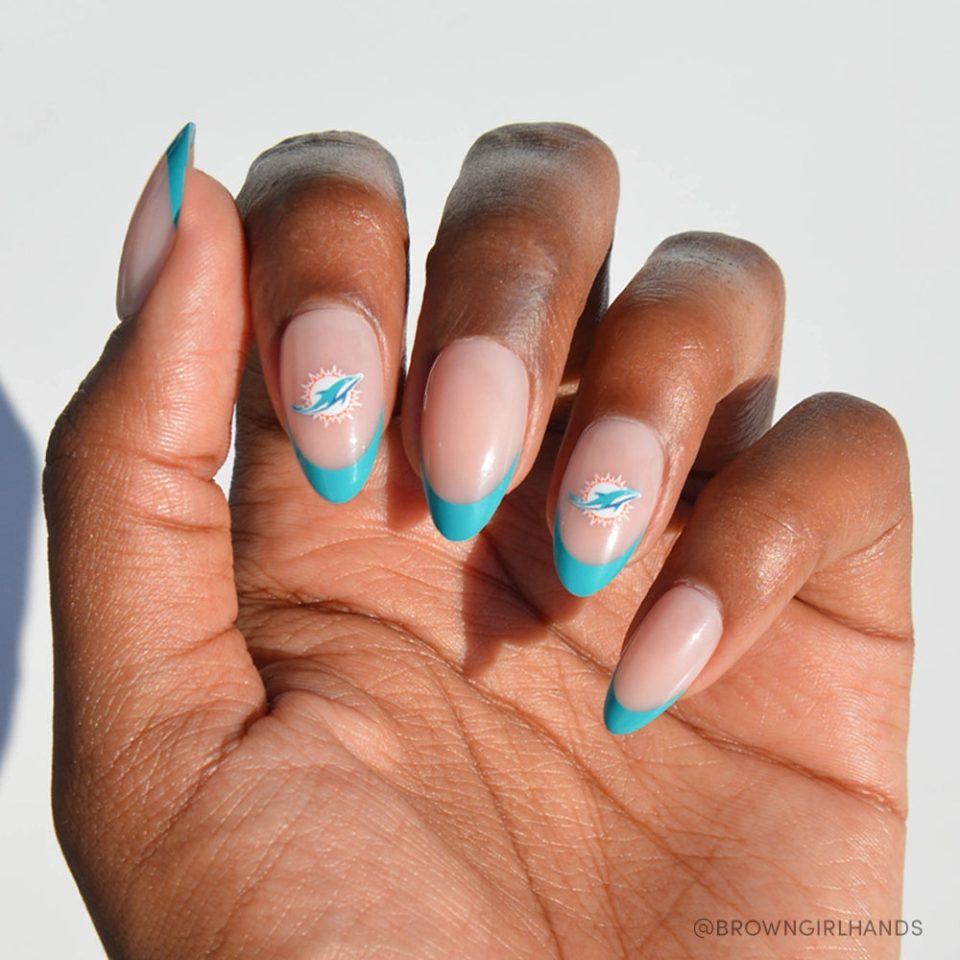 Miami Dolphins Press-On Nail Set