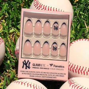 New York Yankees Press-On Nail Set